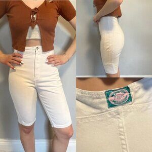 Vintage Pulse boomer shorts Bermuda style white size 27